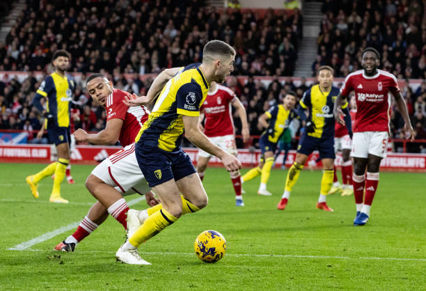 受到与自然 受到与自然