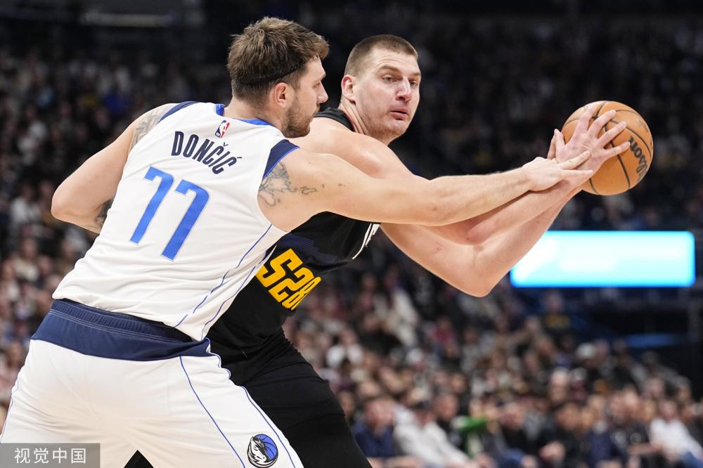 中显得稍显 中显得稍显